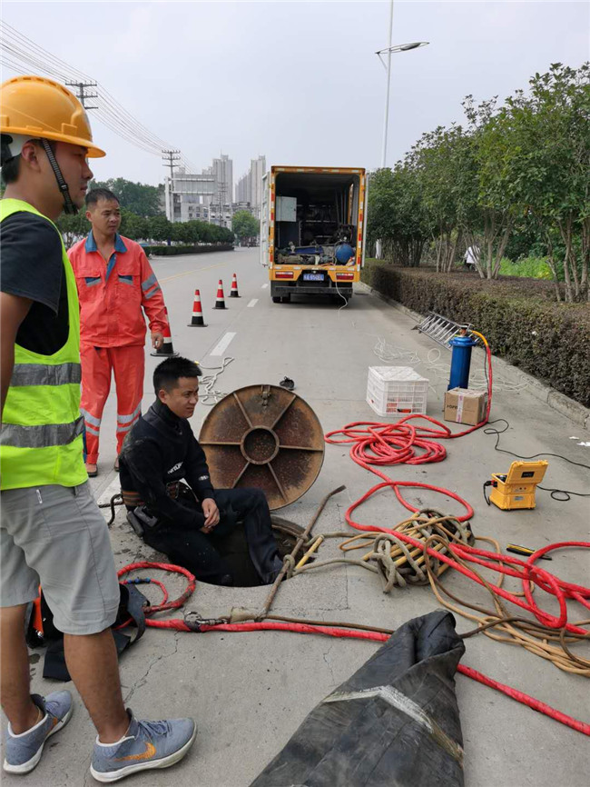 小蓝翻衬法管道修复技术主要工序