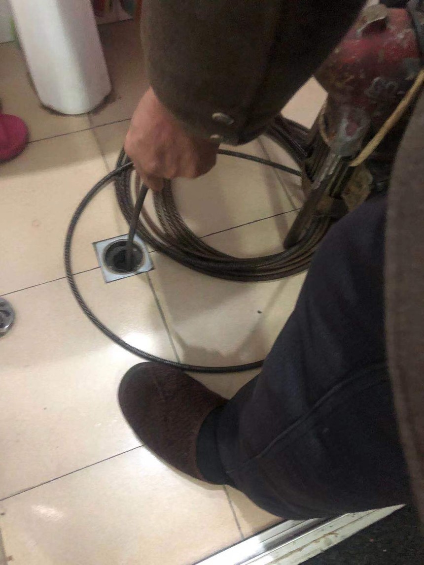 小蓝管道疏通，疏通下水道
